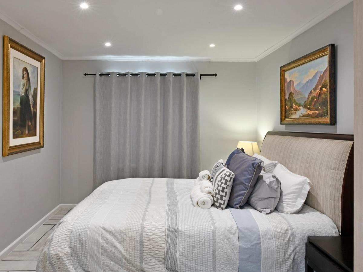 La Rochelle Cottage Franschhoek Bagian luar foto